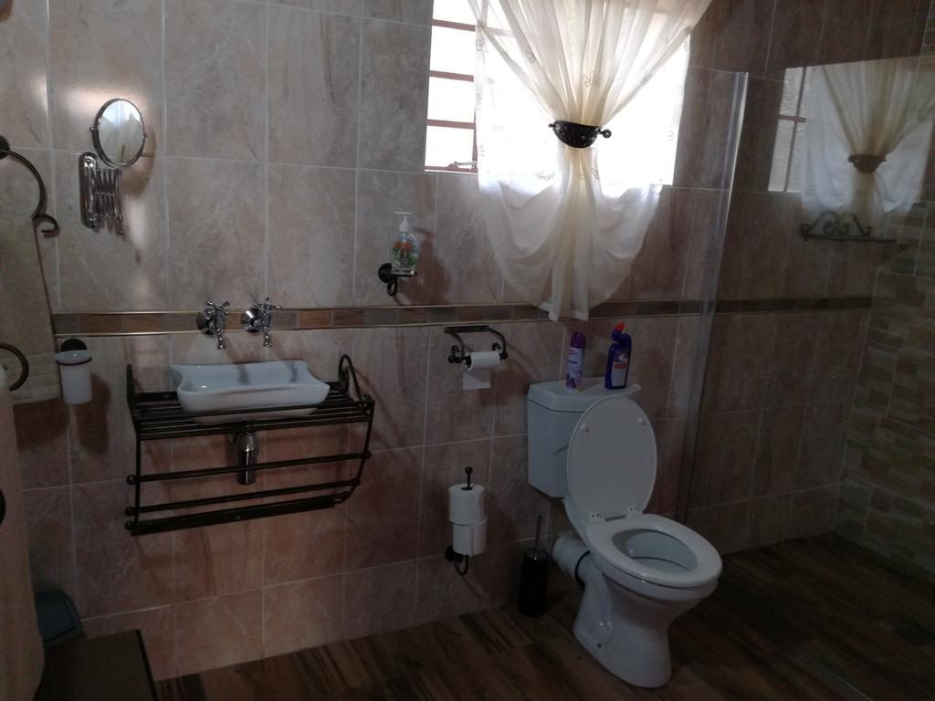 All Over Africa Guest House Kempton Park Exterior foto