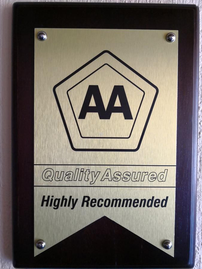 All Over Africa Guest House Kempton Park Exterior foto