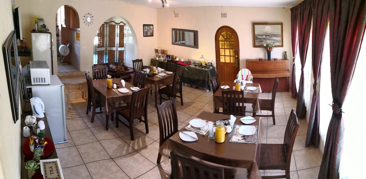 All Over Africa Guest House Kempton Park Exterior foto