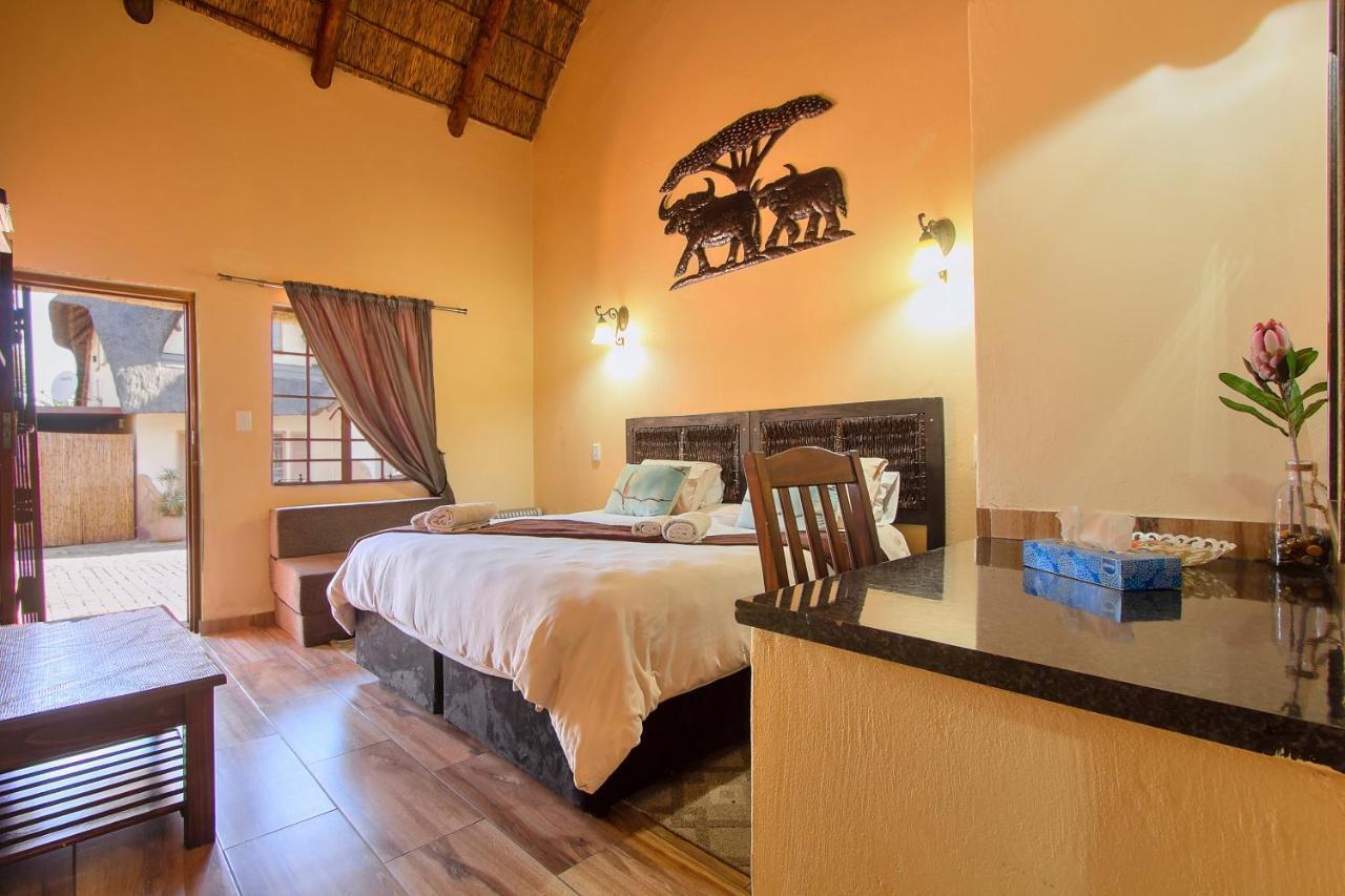 All Over Africa Guest House Kempton Park Exterior foto