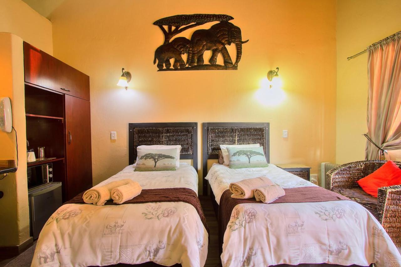 All Over Africa Guest House Kempton Park Exterior foto