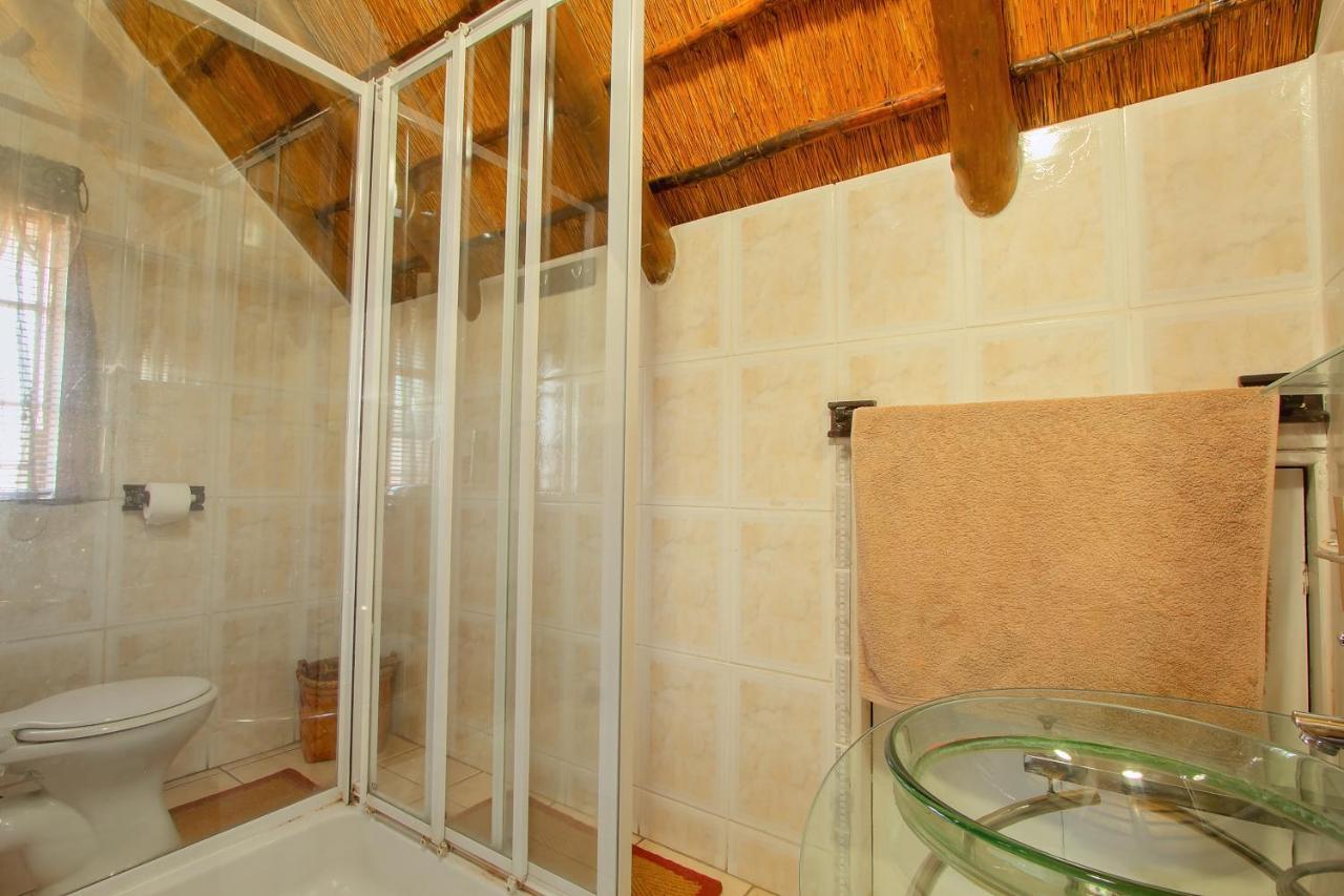 All Over Africa Guest House Kempton Park Exterior foto
